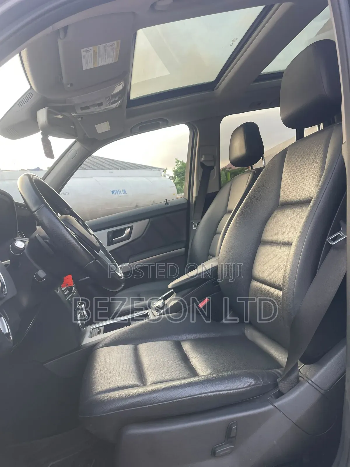 Mercedes-Benz GLK-Class 350 2014 Black