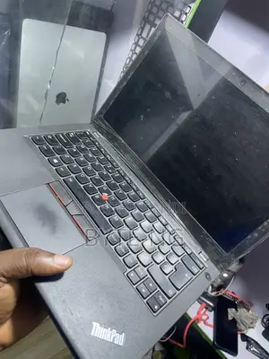 Laptop Lenovo ThinkPad X260 8GB Intel Core i5 SSD 256GB