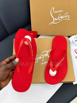 High Quality Latest Design Men's Simple Slippers