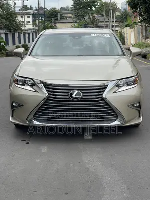 Lexus ES 2016 Gold