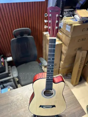 Yamaha Boxed Acoustic Guitar