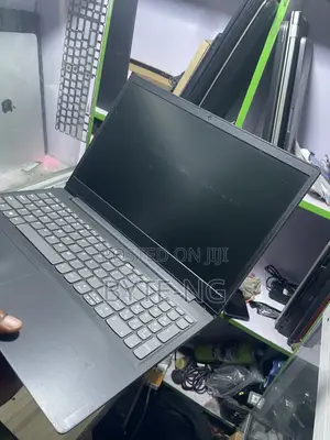 Laptop Lenovo IdeaPad 110 4GB Intel HDD 500GB