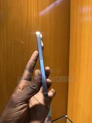Apple iPhone 15 Pro 128 GB Silver
