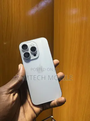 Apple iPhone 15 Pro 128 GB Silver