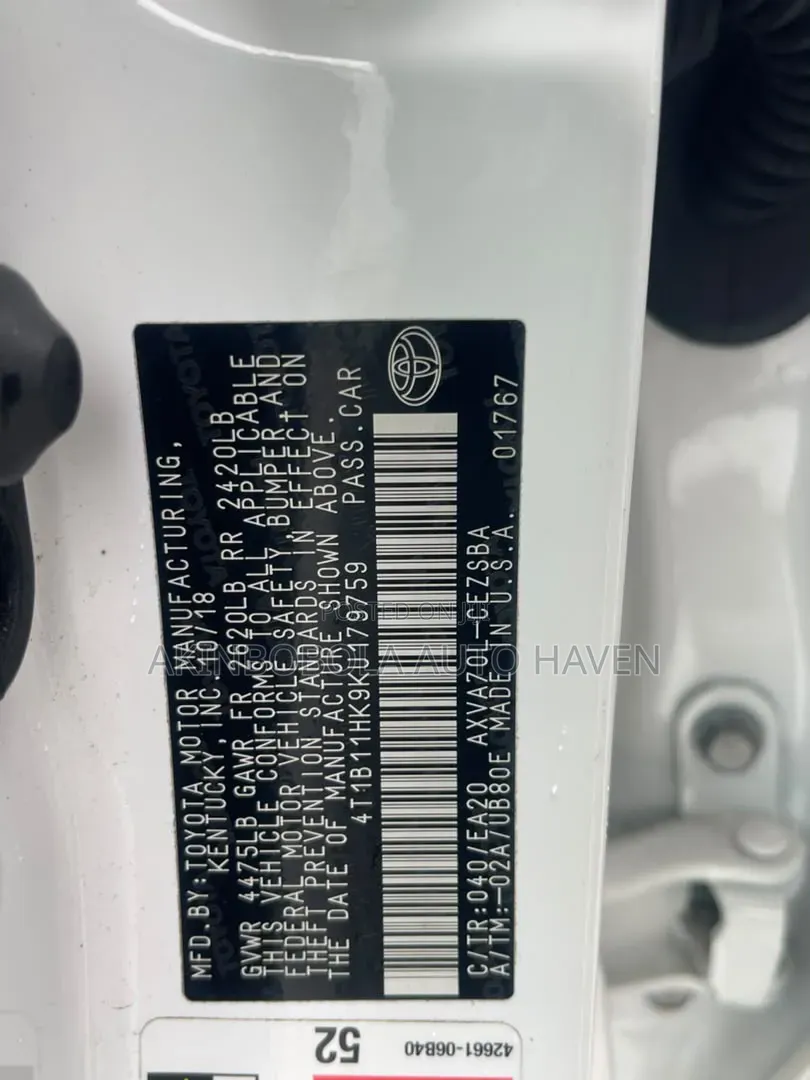 Toyota Camry 2019 White