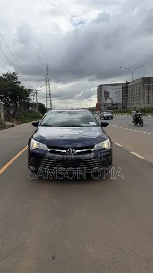 Toyota Camry XLE 4dr Sedan (2.5L 4cyl 6A) 2015 Blue