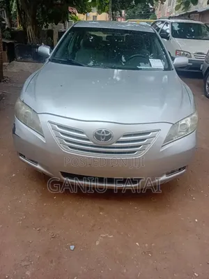 Toyota Camry LE 4dr Sedan (2.4L 4cyl 5A) 2007 Silver