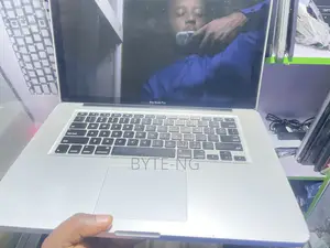 Laptop Apple MacBook 2010 8GB Intel Core i5 HDD 500GB