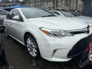 Toyota Avalon 2013 White