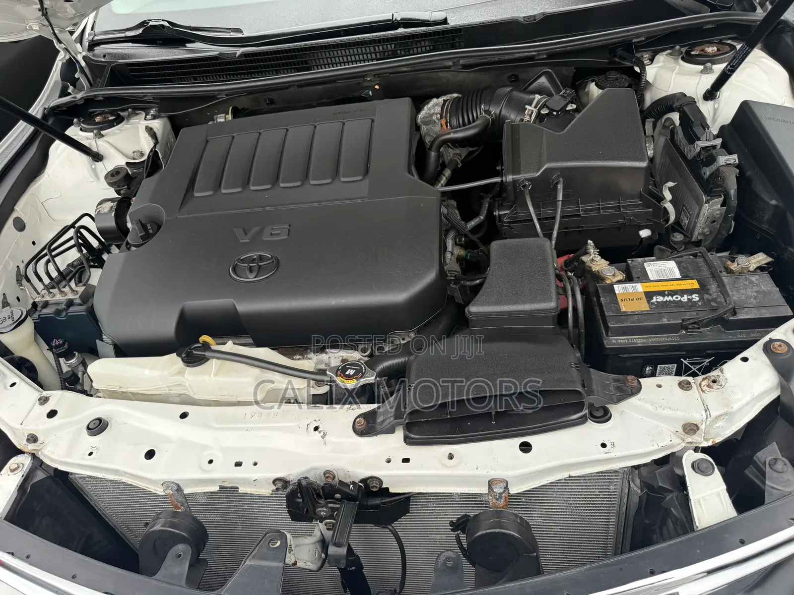 Toyota Avalon 2013 White