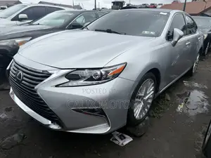 Lexus ES 2016 Silver