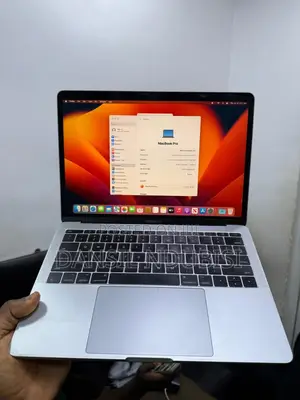 Laptop Apple MacBook Pro 2017 8GB Intel Core i5 SSD 256GB