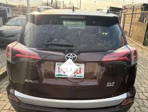 Toyota RAV4 2016