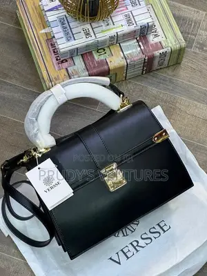 Original Versse Quality Leather Bag With Class. Quality Speaks