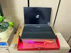 Laptop Asus ROG Strix G16 G614 32GB AMD Ryzen 9 SSD 1T