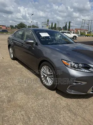 Lexus ES 2014 Gray