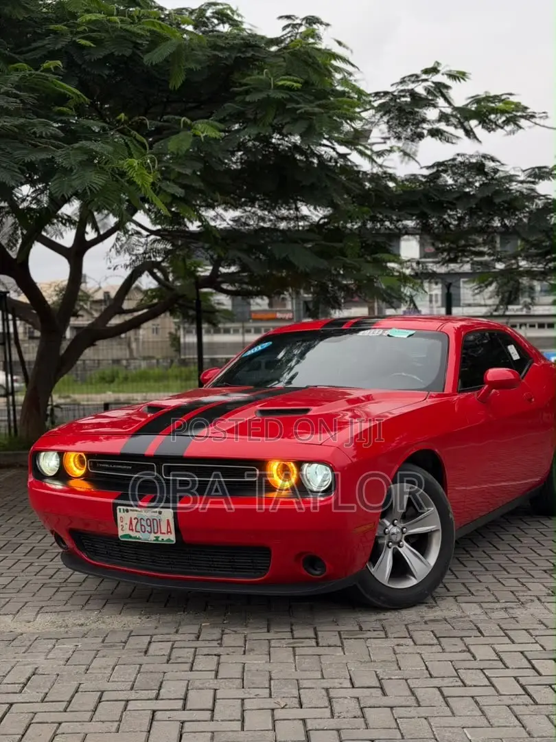 Dodge Challenger 2017 Red
