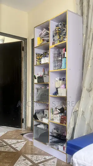 Neatly Used Shelf
