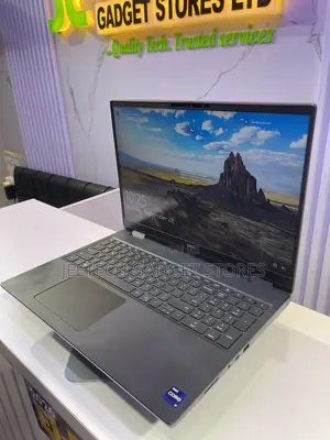 Laptop Dell Precision 7680 64GB Intel Core i9 SSD 2T