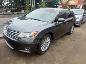 Toyota Venza AWD 2010 Gray