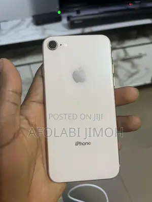 Apple iPhone 8 64 GB Rose Gold