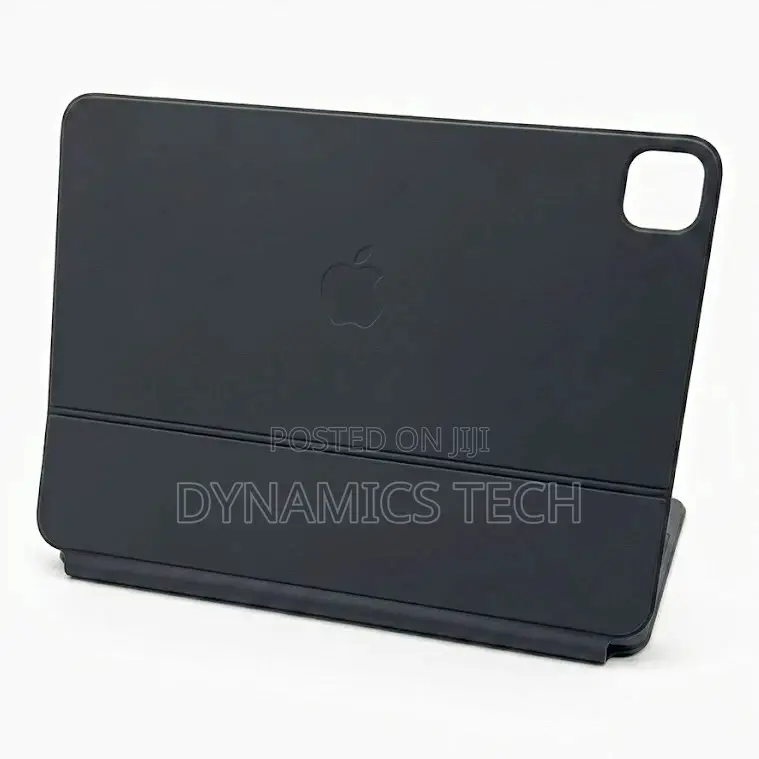 iPad Pro 13” M4/M5 Magic Keyboard