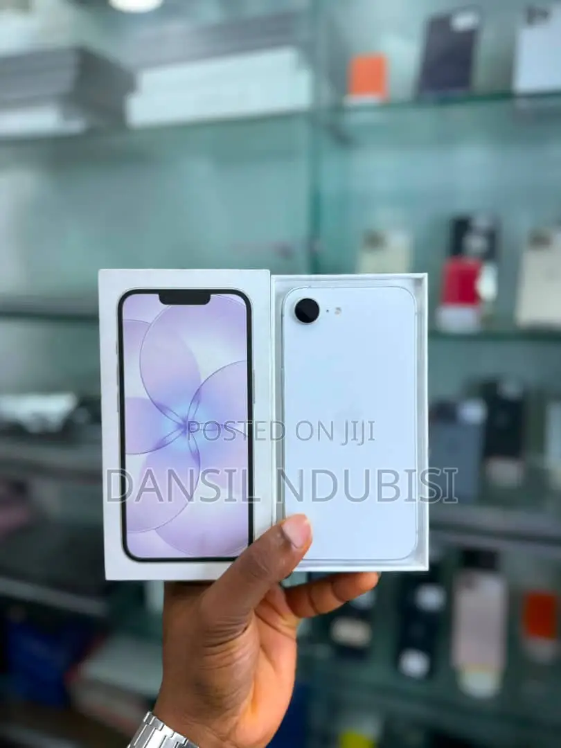 New Apple iPhone 17e 256 GB White