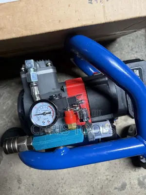 Portable Cordless Air Compressor