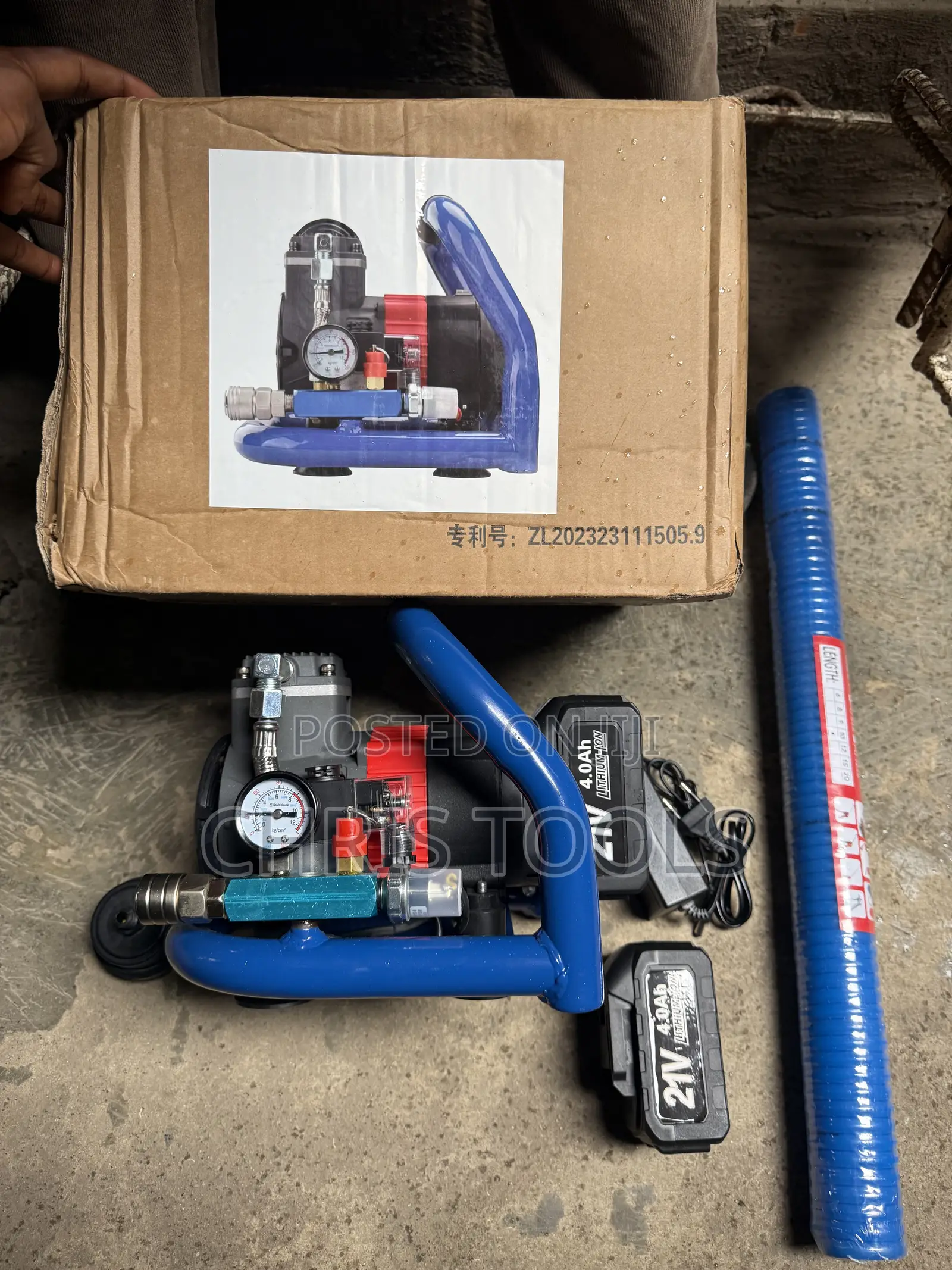 Portable Cordless Air Compressor