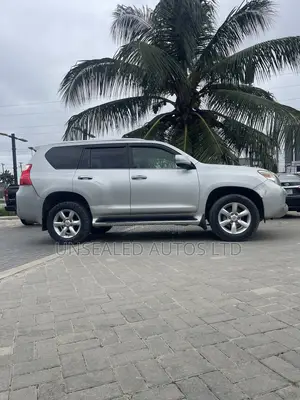 Lexus GX 460 2011 Silver