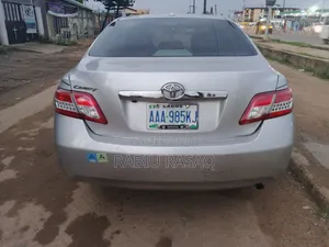 Toyota Camry 2011 Blue