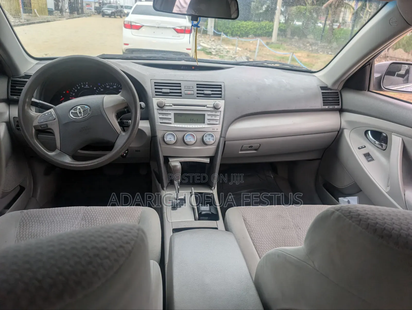 Toyota Camry 2011 Gray
