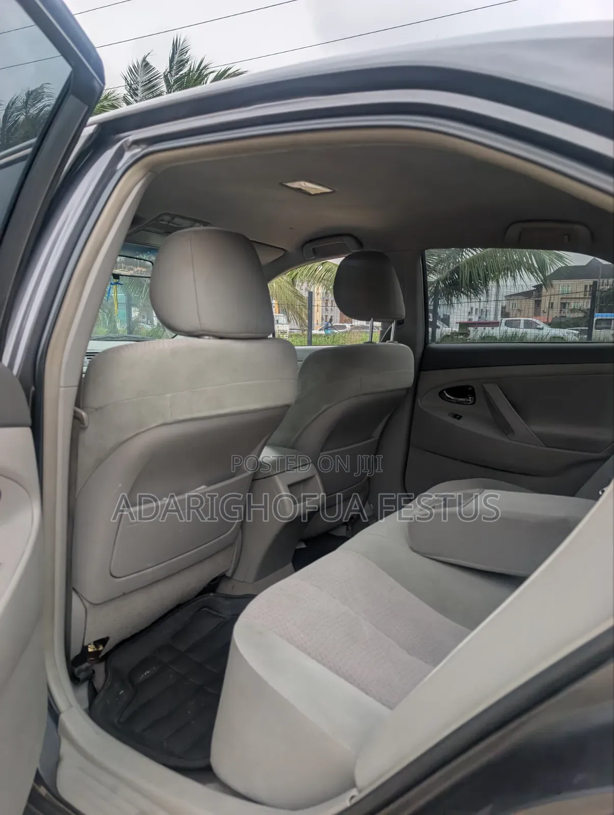 Toyota Camry 2011 Gray