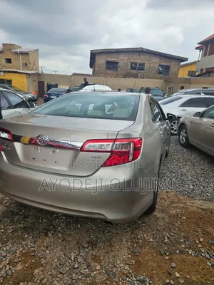 Toyota Camry 2014 Silver