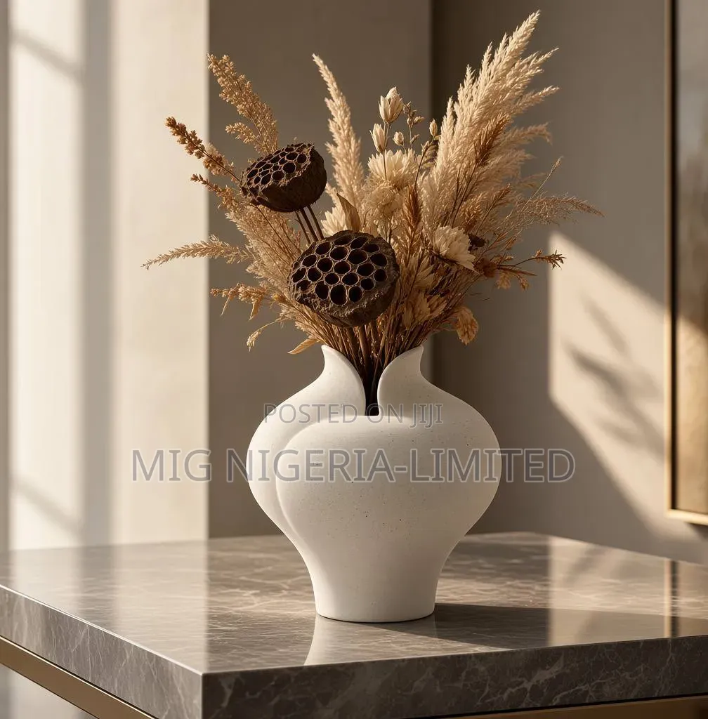 Ceramic Table Top Shelve Decoration