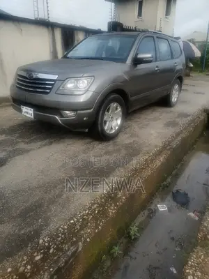 Kia Mohave 2010 Gray
