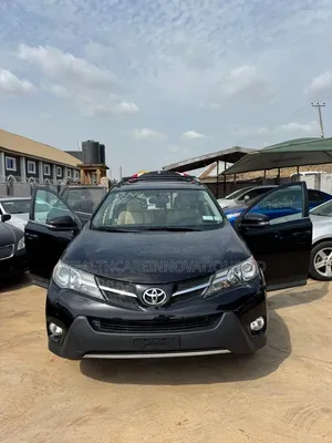 Toyota RAV4 Limited 4dr SUV (2.5L 4cyl 6A) 2015 Black