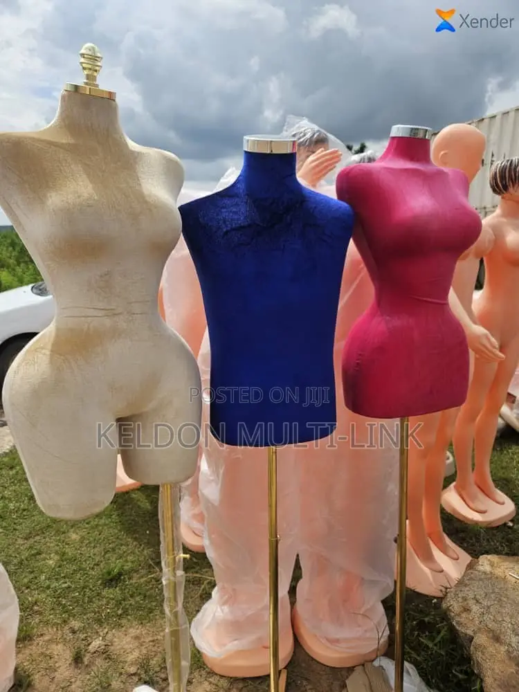 Pinnable Mannequin