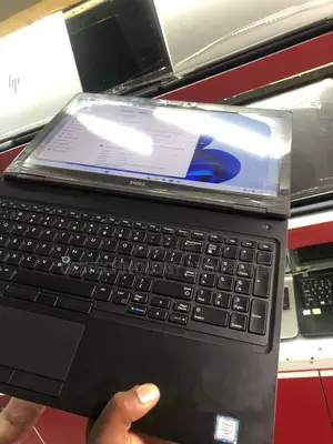 Laptop Dell Precision 3530 16GB Intel Core i7 SSD 256GB