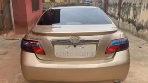 Toyota Camry 2008 Gold