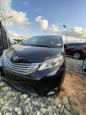 Toyota Sienna Limited 7 Passenger 2012 Black