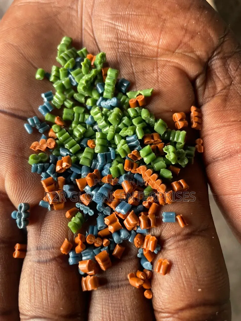 Coloured PP Pelettized/Standard Injection