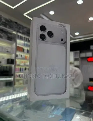 New Apple iPhone 17 Pro Max 256 GB Silver