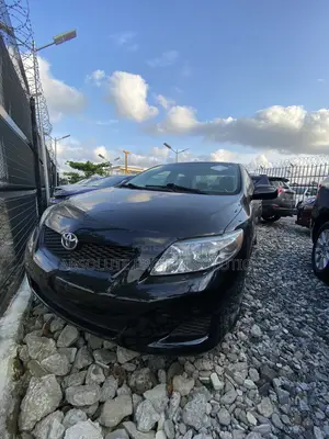 Toyota Corolla LE 4dr Sedan (1.8L 4cyl 4A) 2011 Black