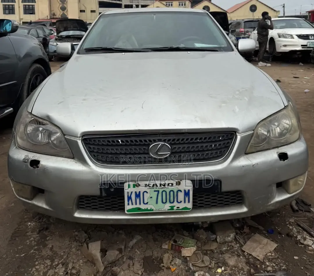 Lexus IS 2008 Silver