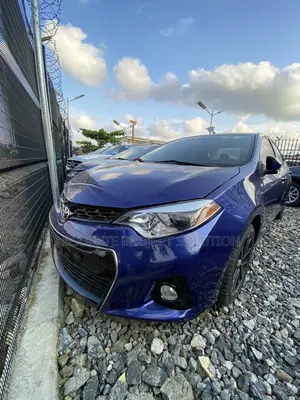 Toyota Corolla S 4dr Sedan (1.8L 4cyl 4A) 2013 Blue
