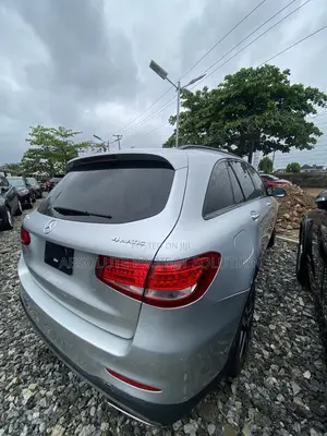 Mercedes-Benz GLC-Class 2016 Silver