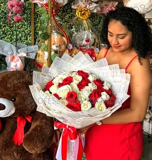 Real Roses, Lagos