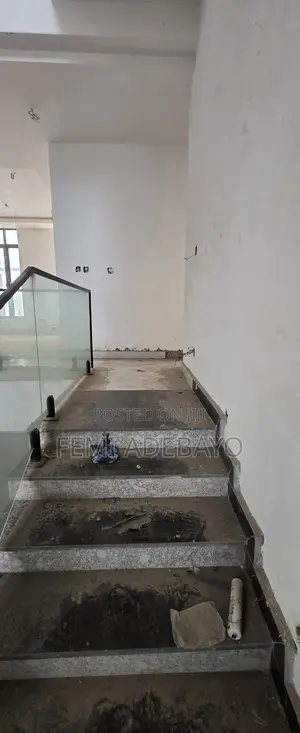 Newly Built 6 Bedroom Terrace Duplex