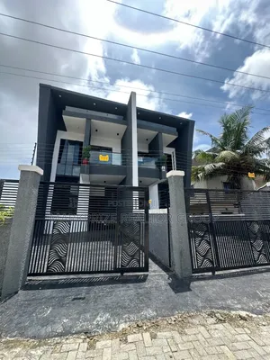 3bdrm Duplex in Sangotedo Lagos for sale